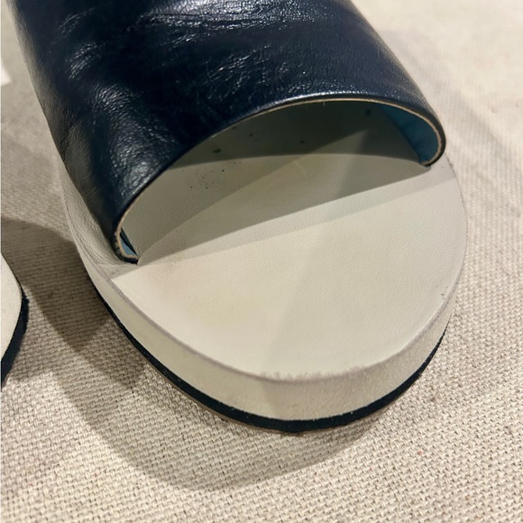 France’s Valentine Black leather cloud slide sandals size 9.5 B - Picture 9 of 16